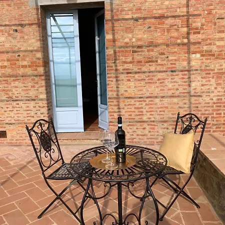 Cordella In Valdorcia Truffle And Olive Oil Resort Montalcino