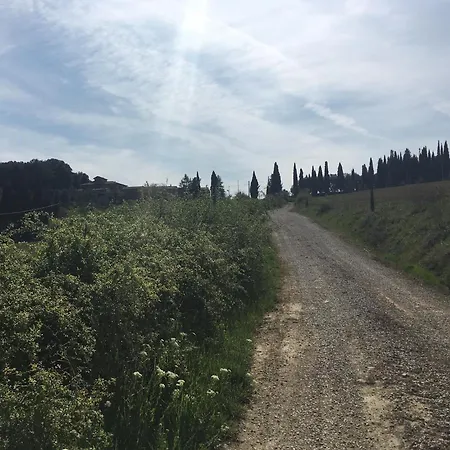 Resort Cordella In Valdorcia Truffle And Olive Oil *