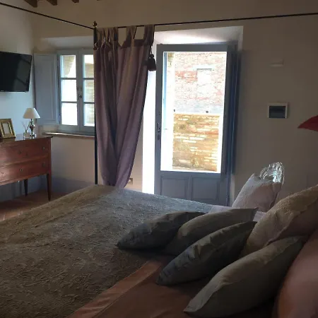 Cordella In Valdorcia Truffle And Olive Oil Resort *